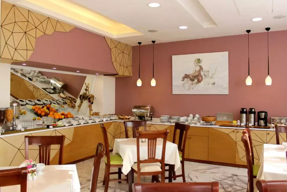 هتل یوروپ ایروان